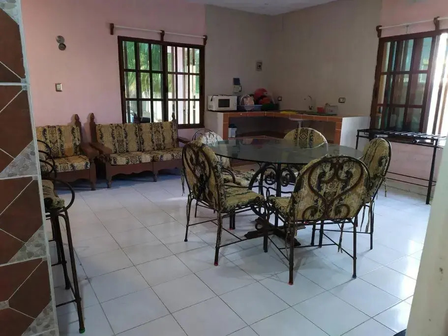 Casa M&P: Casa Amplia cerca del mar de Chelem