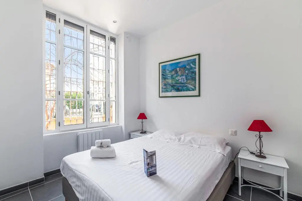 Charming and calm flat with terrace in Grange Blanche in Lyon- Welkeys