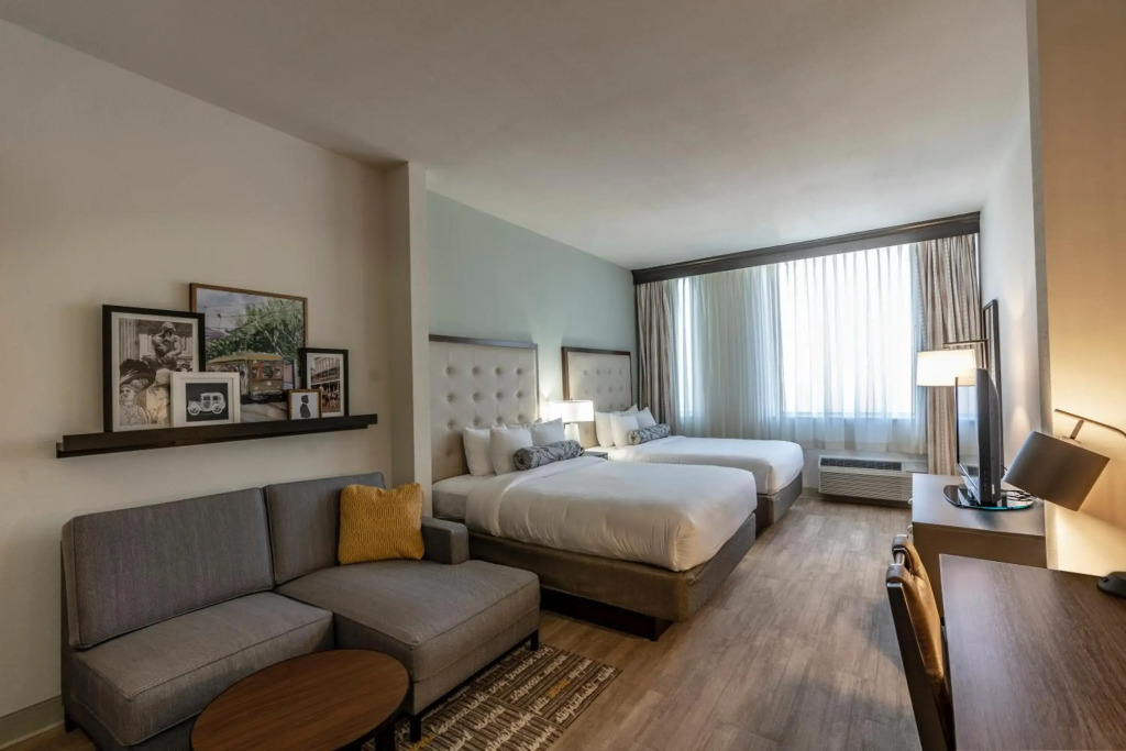 St Charles Coach House, an Ascend Collection Hotel