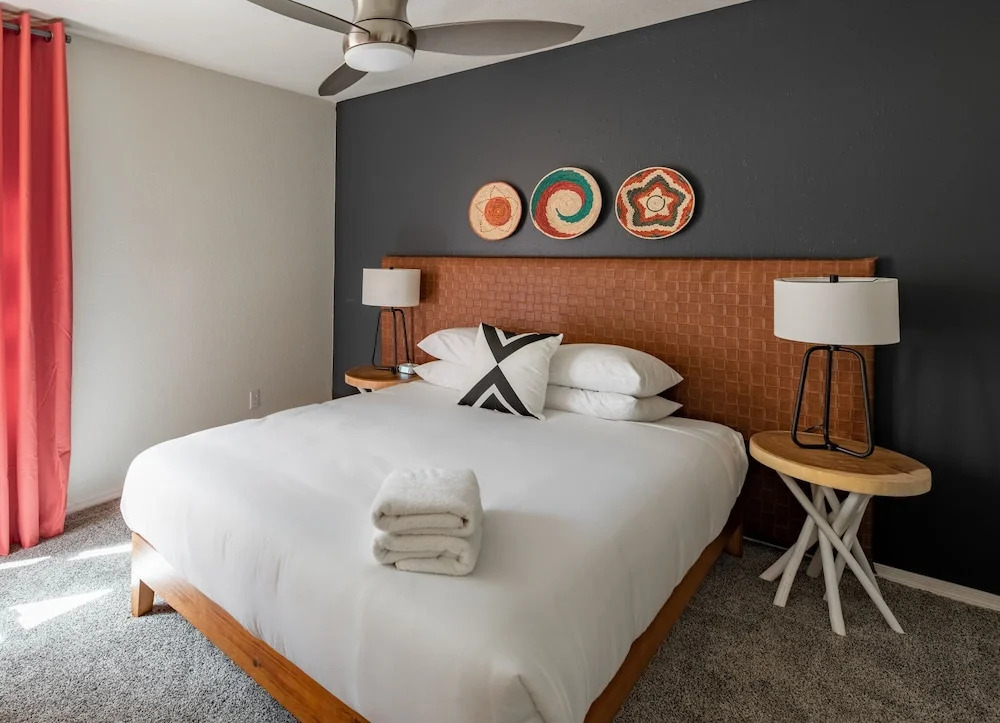 WanderJaunt - Corbin - 2BR - North Scottsdale