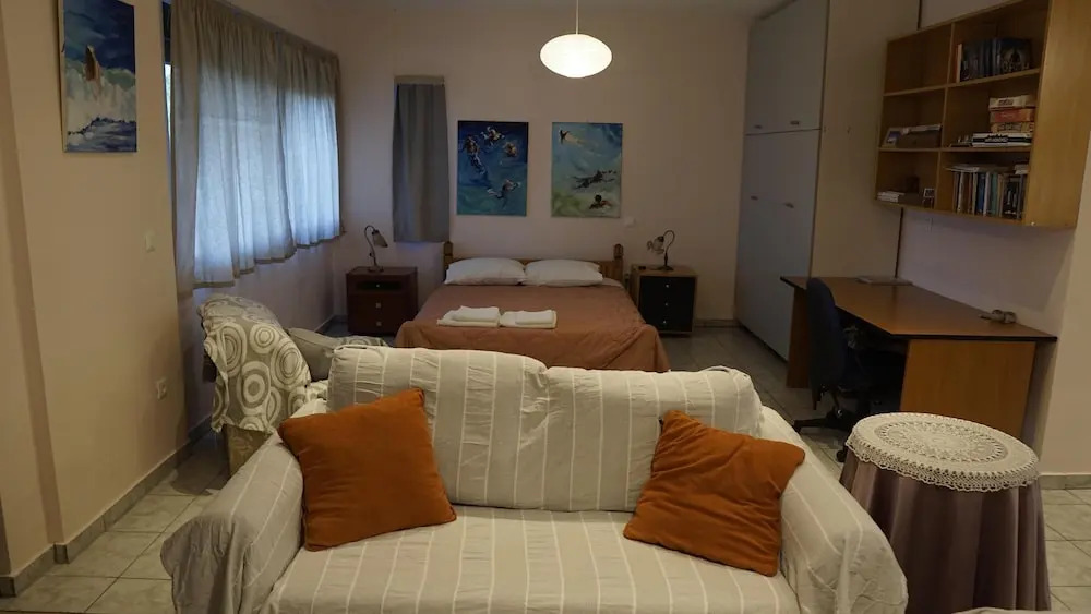Lovely Modern Studio in Romanos Patras, Greece