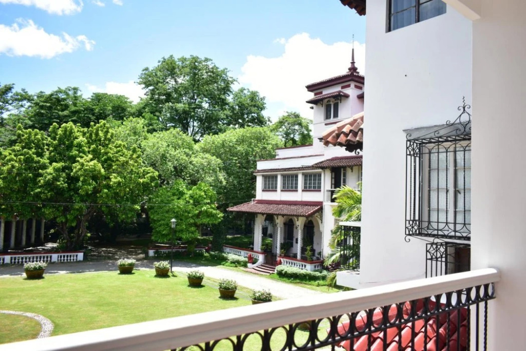 The Henry Suites MiraNila Quezon City