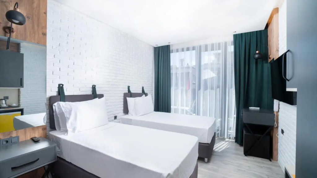 Estera Hotel & Spa