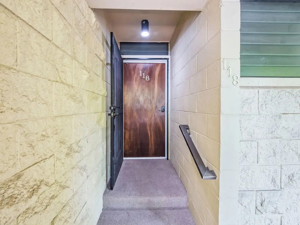 Kalanikai 118 Highly Walkable!