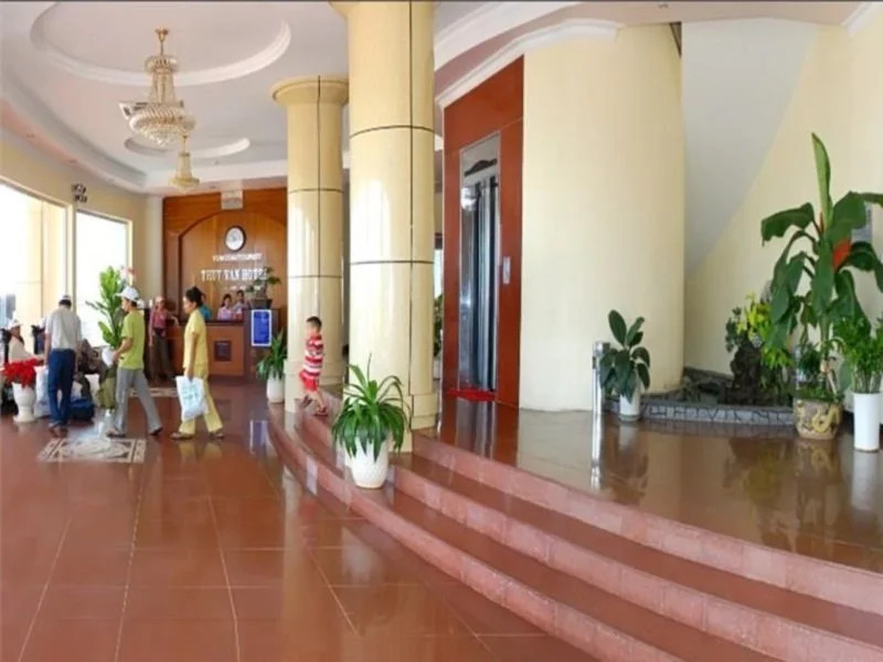 Thuy Van Hotel
