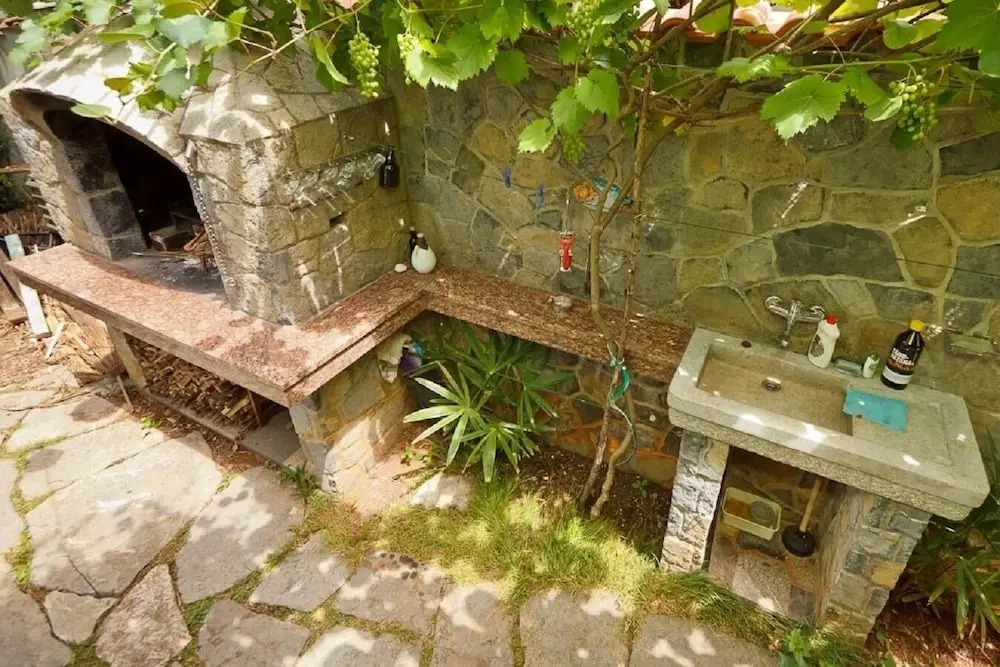 Apartments Rasa