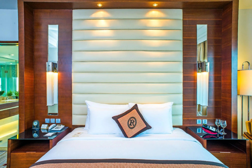 Royal Halong Hotel