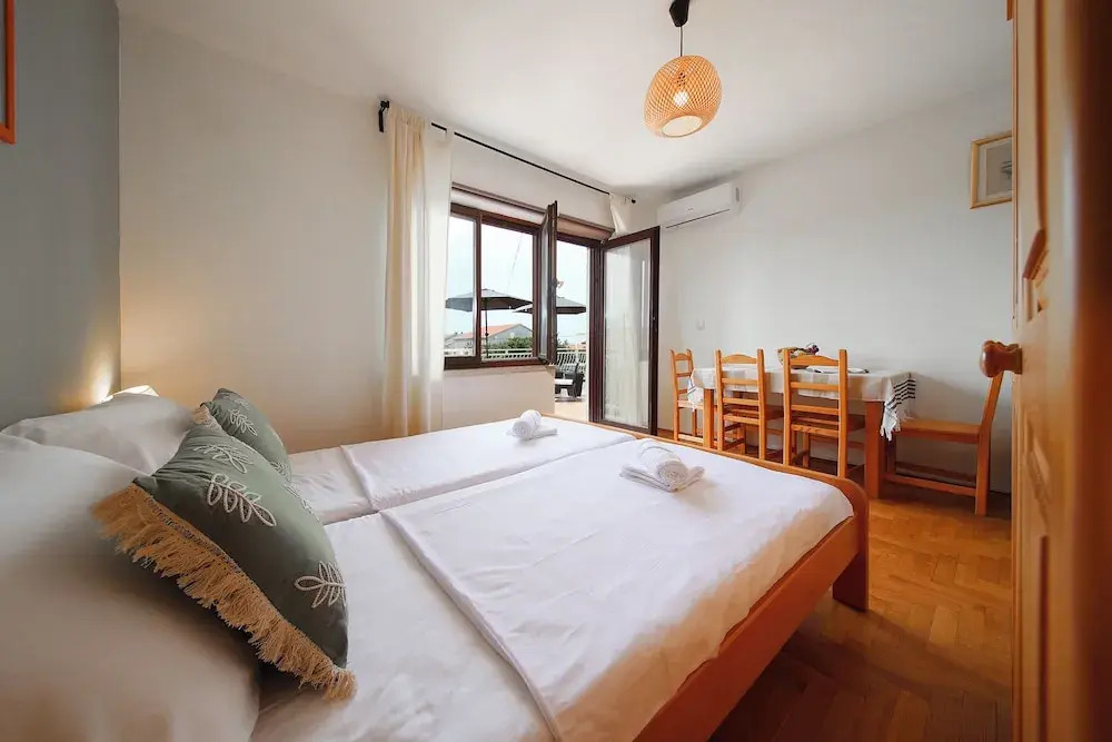 Apartments Kala