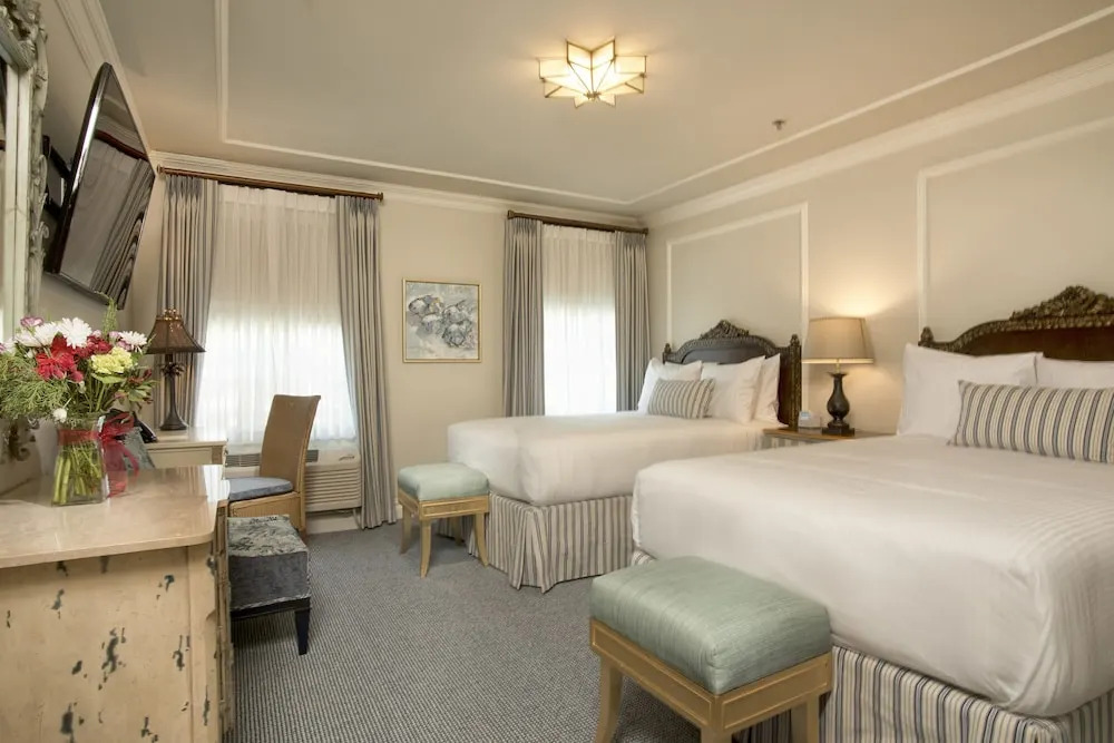 Old Town Bluffton Inn