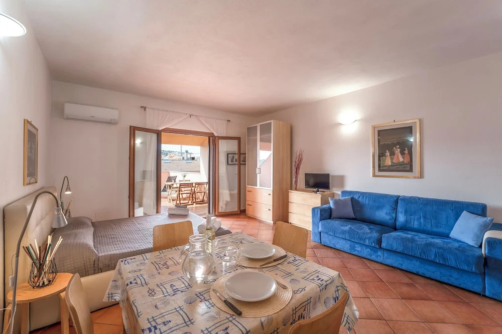 Relaxing Cristal Blu Studio Sleeps 4 Persons
