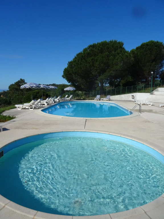 Azur Hotel