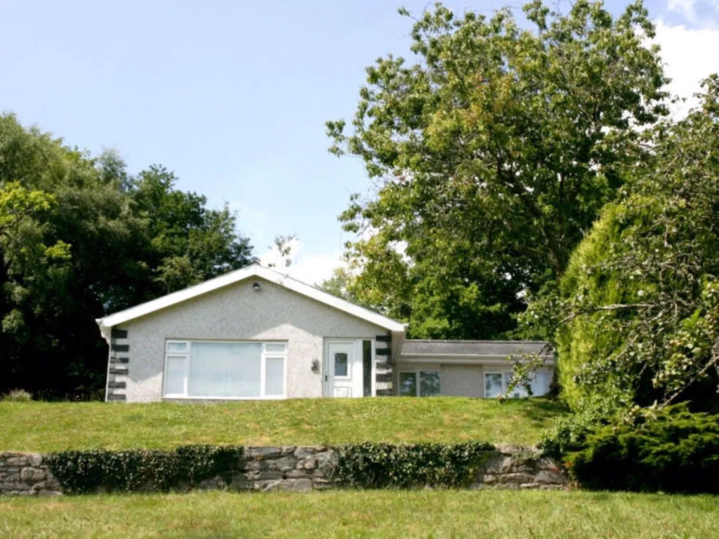 Robins House