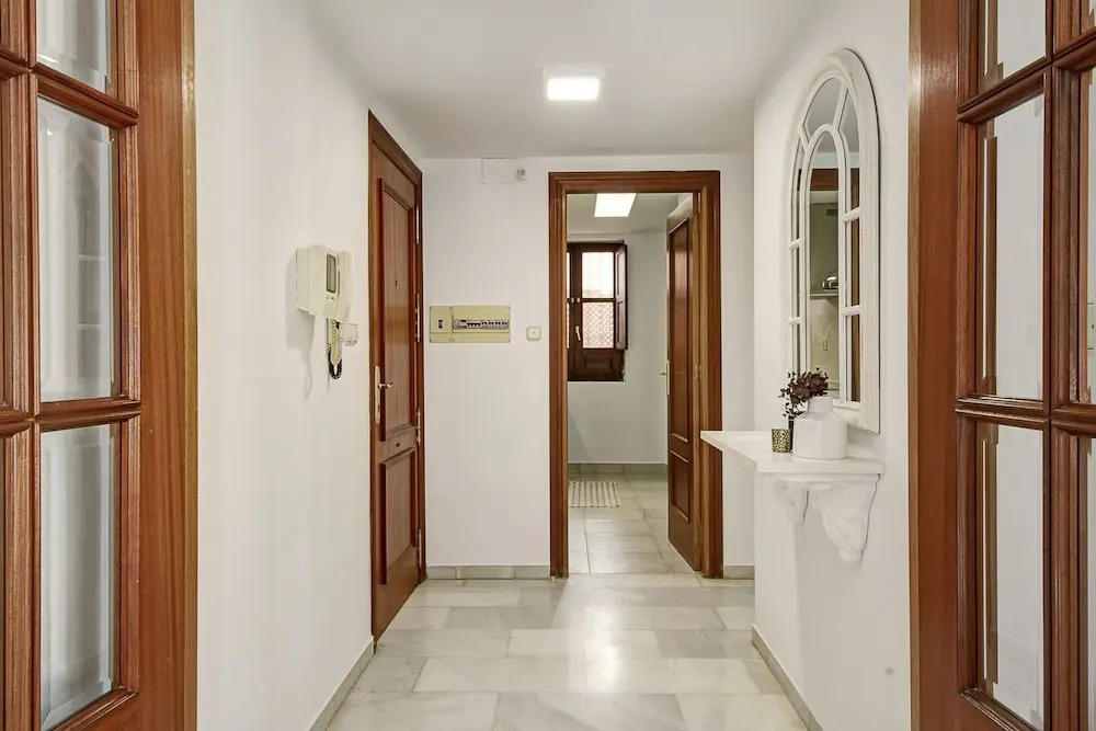 Alhambra Penthouse 2 Private Terraces Parking Free
