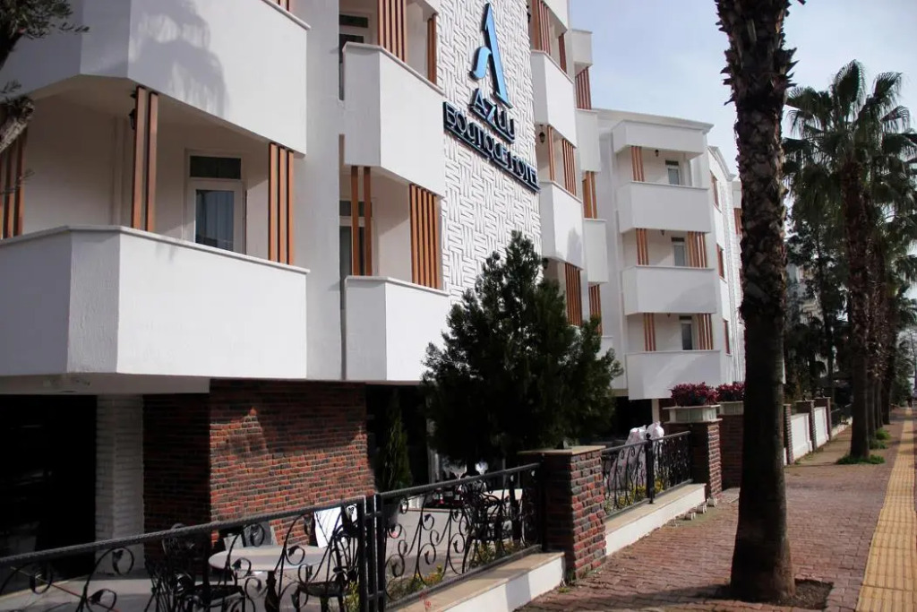 Azuu Suite Hotel