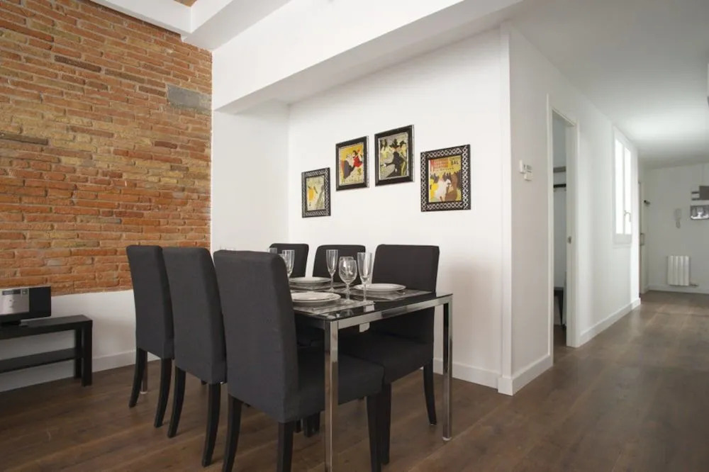 BarcelonaForRent Tucson Suites