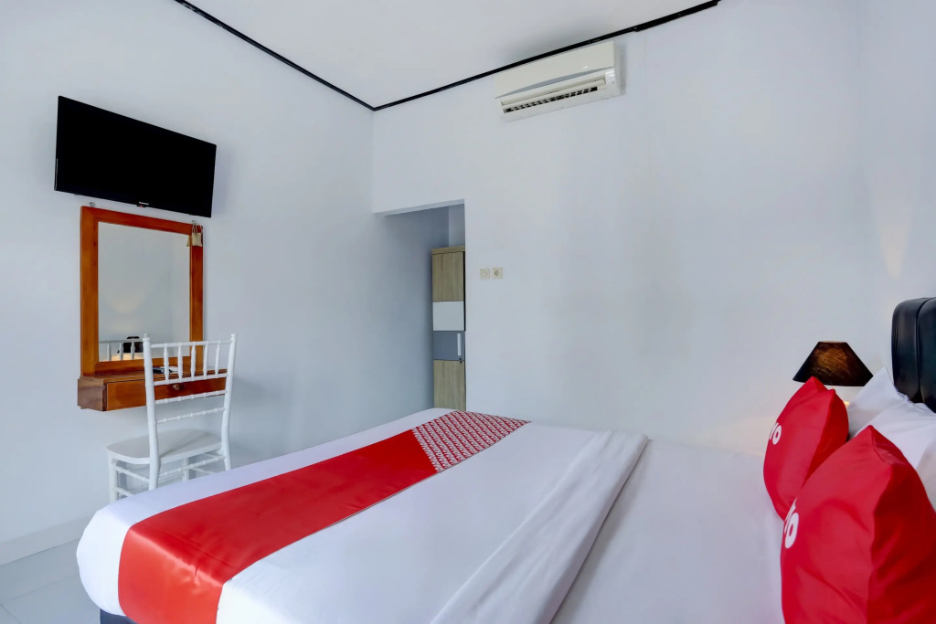 Bahtera Guest House