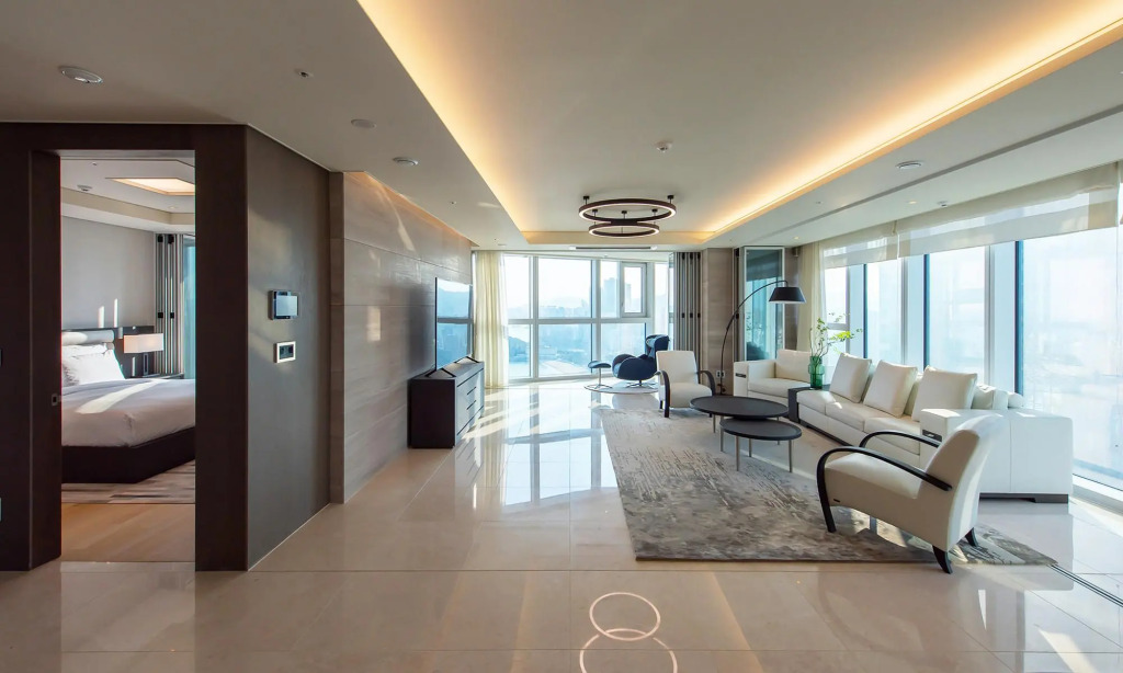 BEACH AROUND SUITE (76A Type)