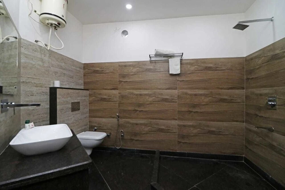 Stayapart Hotel Prema Palace