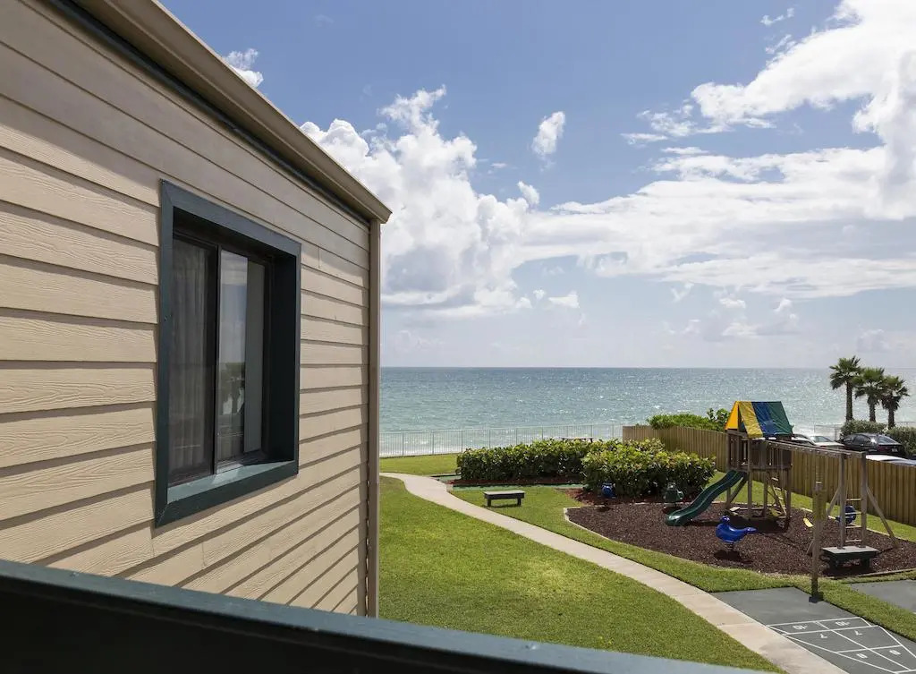 Reef Ocean Resort