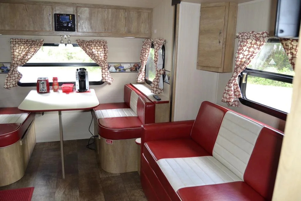 Compass Rv Park - A Cruise Inn Park