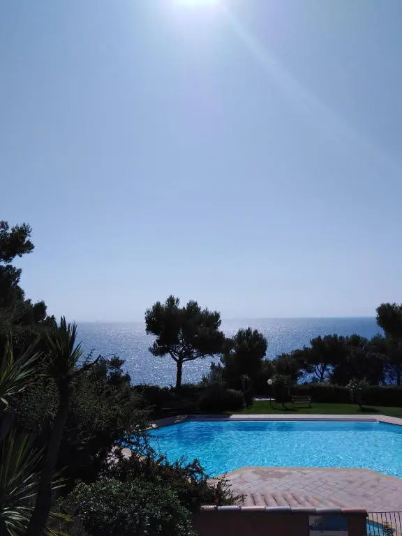 Saint-Mandrier-sur-Mer, ravissant T2 vue mer