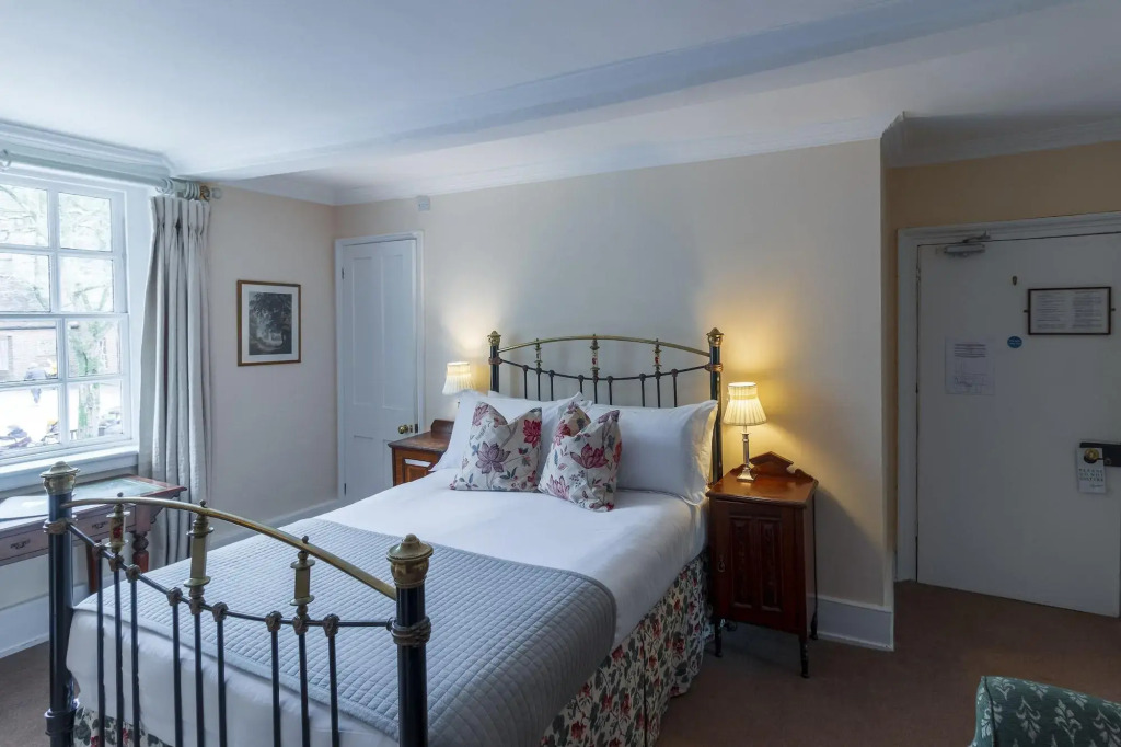 Spread Eagle Inn