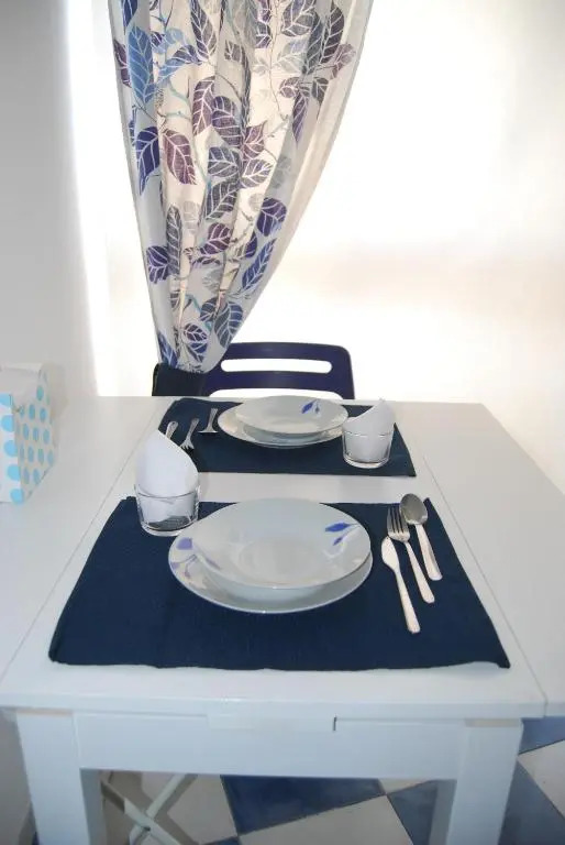 M3 904 Azul Mediterráneo bonito y confortable estudio