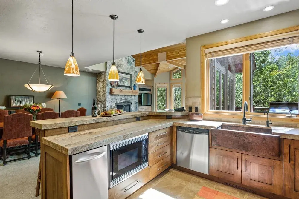 Trail's End Lodge at Deer Valley Resort - Four Bedroom Residence with Spa #12 4 Condo