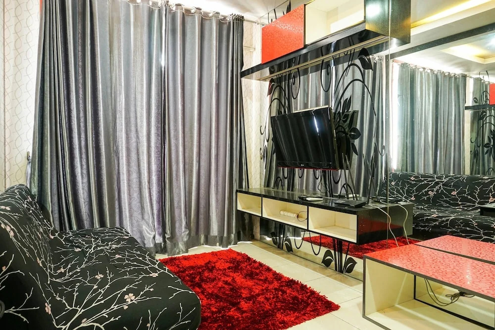 Comfy 2br with Sofa Bed at Gardenia Boulevard Apartment