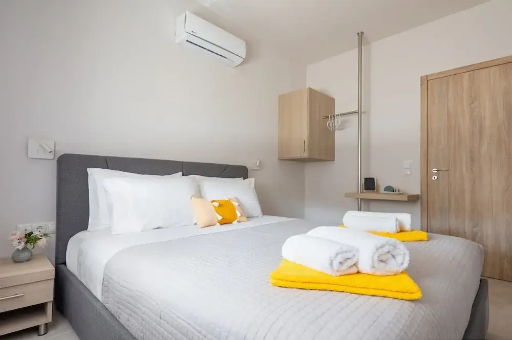 Giannas Panoramic Seaview Twin Villas with pool 2