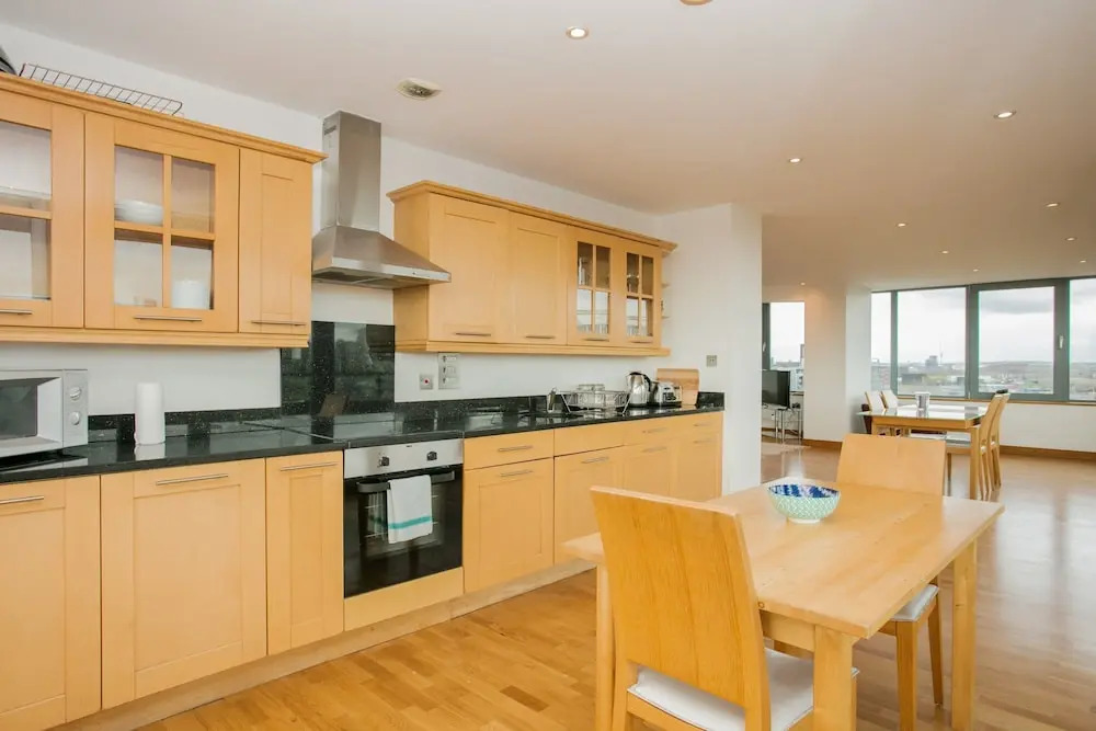 3 Bedroom Flat In East London