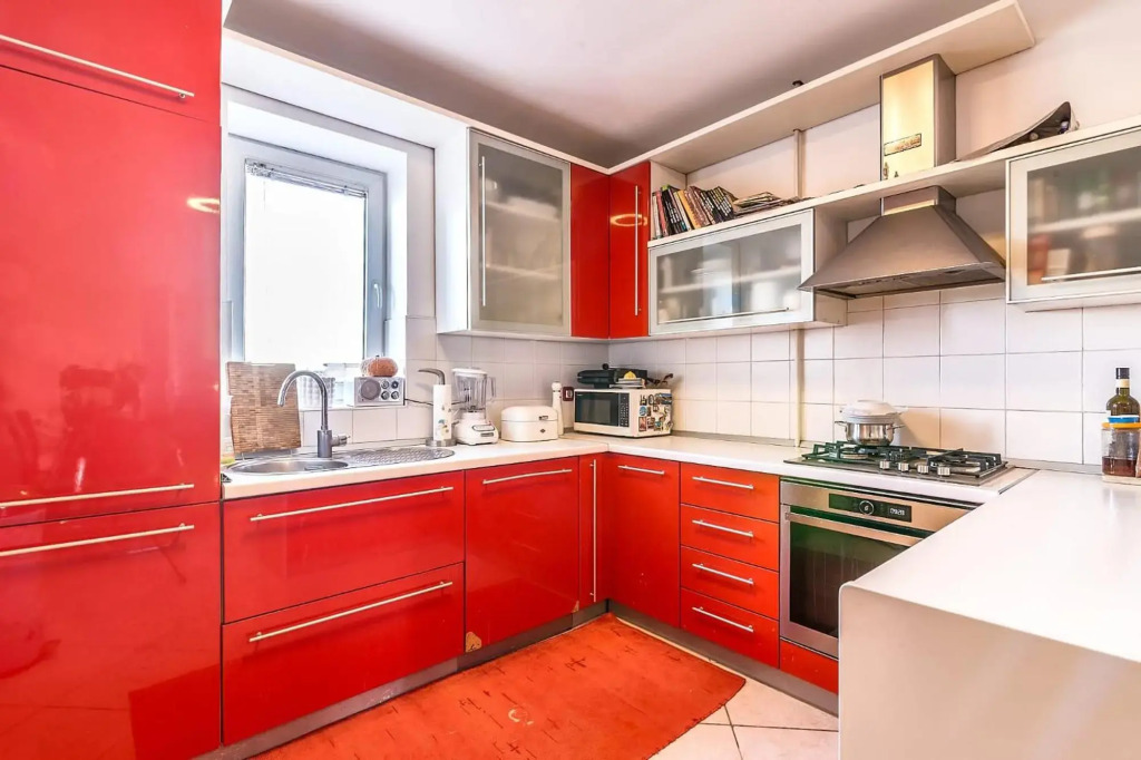 Modern City-Centre Penthouse with Spectacular Views / 135sqm