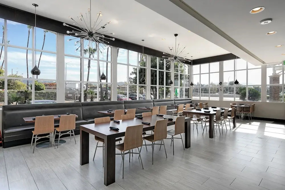Holiday Inn West Covina (Ex Rodeway Inn Near Fairplex)