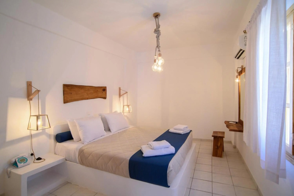 Santorini Crystal Blue Boutique Hotel