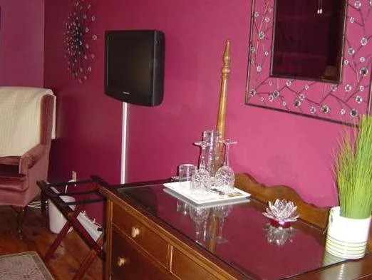 Newark Manor B&B