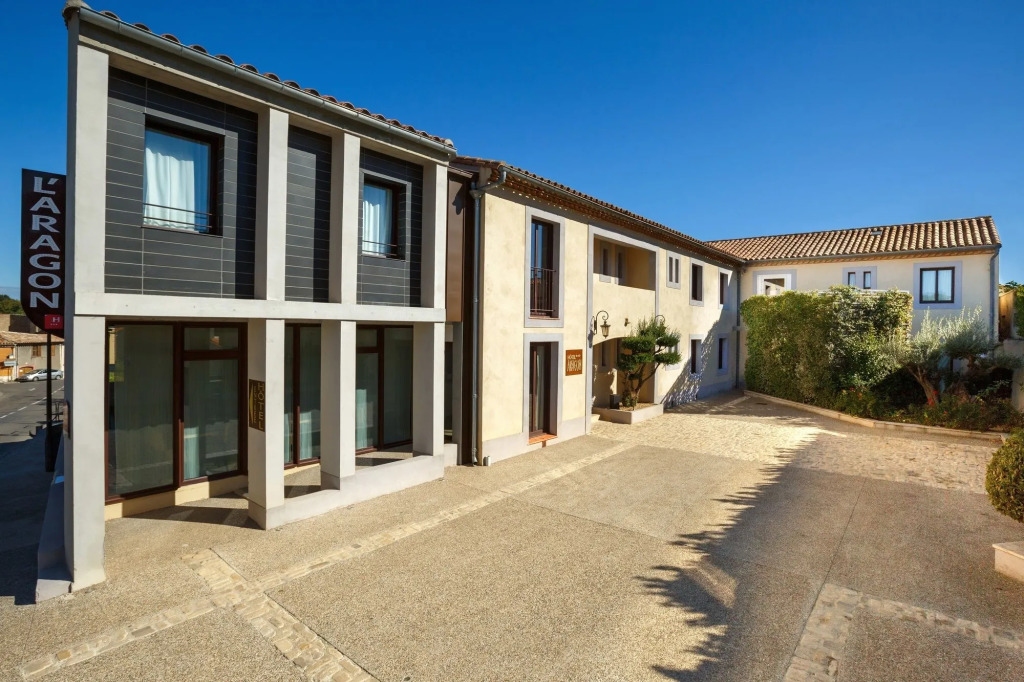 Hôtel lAragon à 50m de la cité de Carcassonne