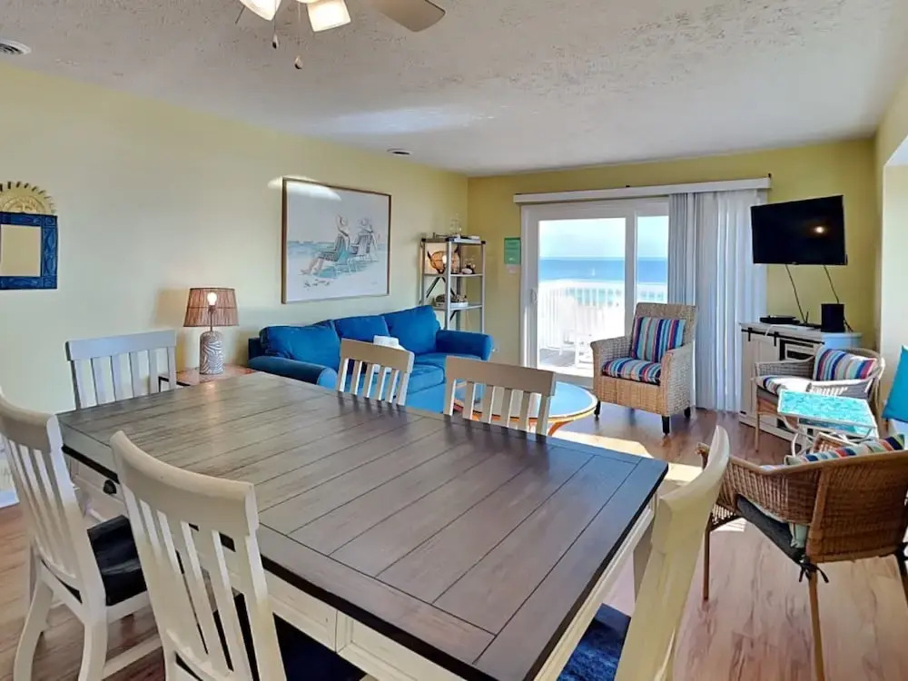 Ocean Dunes 306