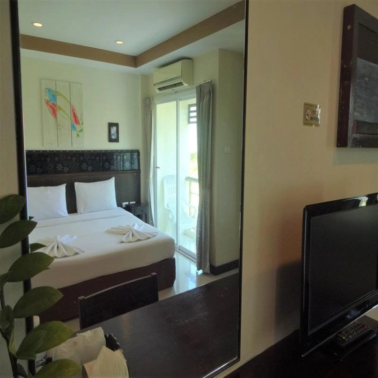 At Home Hotel & Service