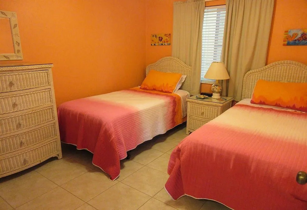 Estero Sands 103 2 Bedrooms 2 Bathrooms Condo