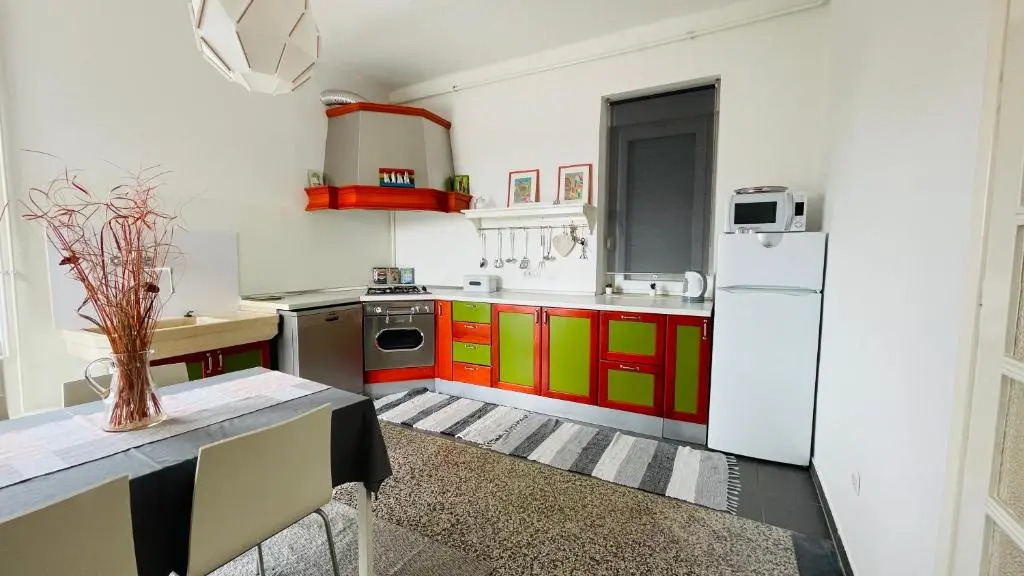 Apartment Reful