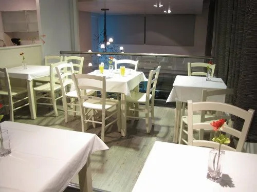 Paralimnio Suites