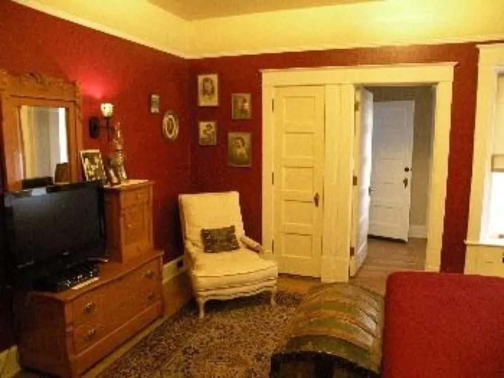 Rosedell Bed & Breakfast