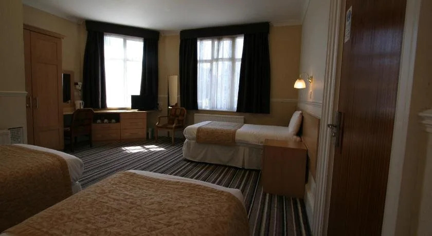 Grange Moor Hotel