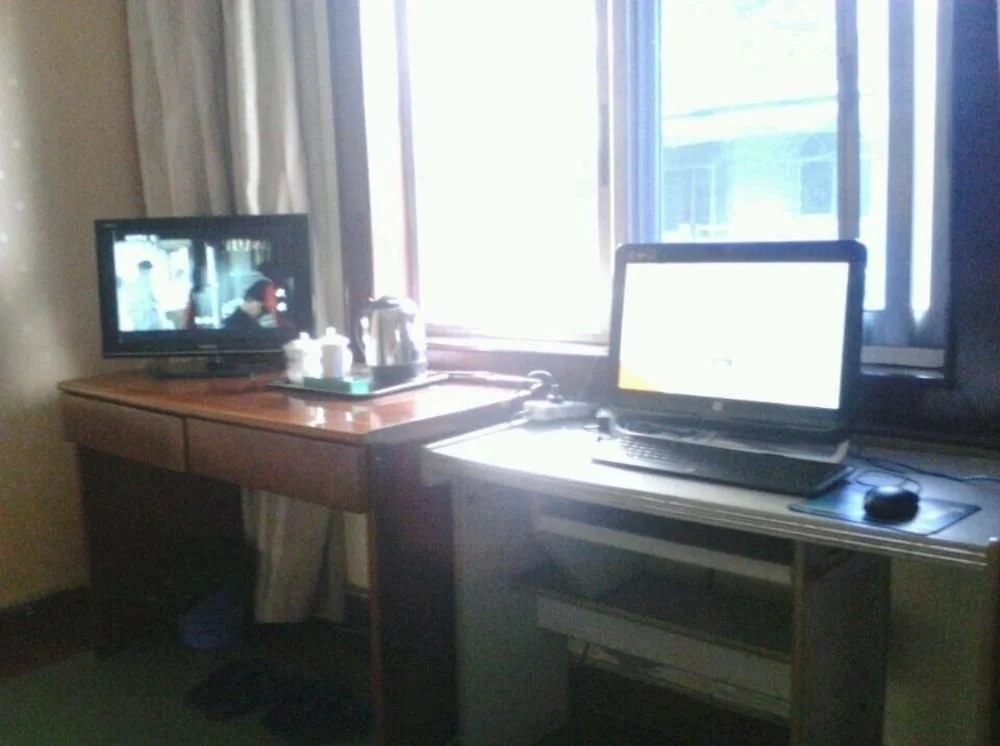 Airport 9 Plus 9 Budget Hotel
