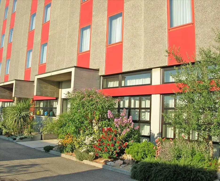 Отель Verona Center