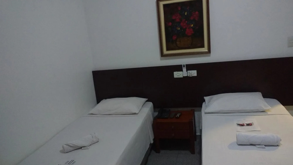 Aton Plaza Hotel