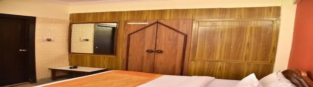 Room Maangta 111 - Andheri East