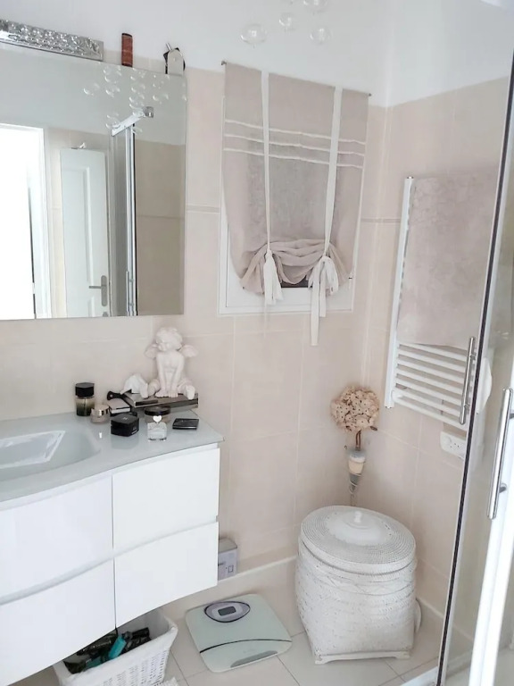 Apartment With one Bedroom in Mandelieu-la-napoule, With Wonderful sea View, Shared Pool, Enclosed Garden - 3 km From the Beach
