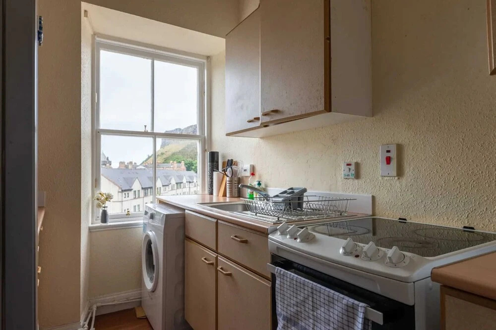 Cosy 2 Bedroom in Edinburgh Old Town