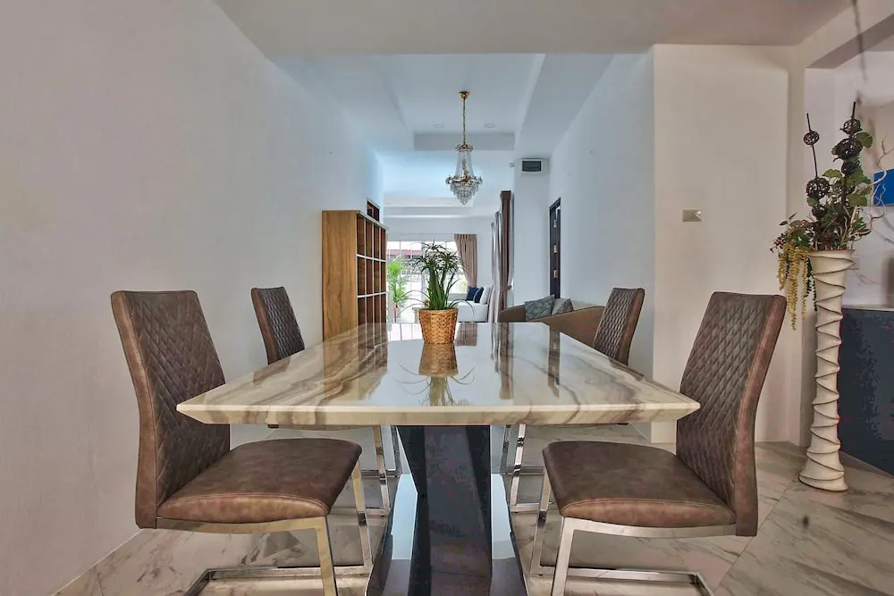 Pool Villa Pattaya - Walking Street C3